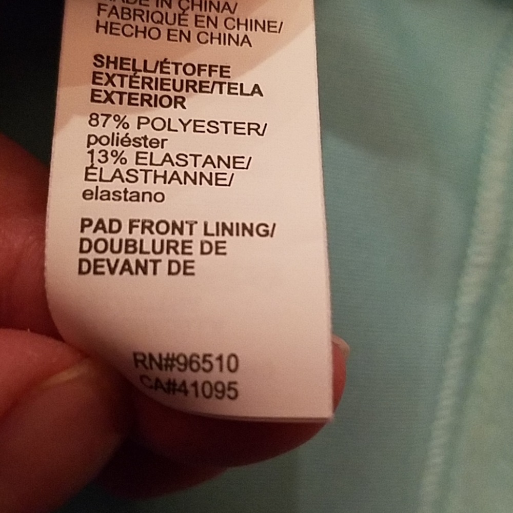 NWT size S Under Armour sports bra - Picture 6 of 6